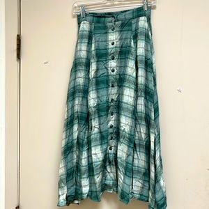 B. Moss Dry Cleaned Green Plaid A-Line Skirt W/Side Pockets/Elastic Waist Size L